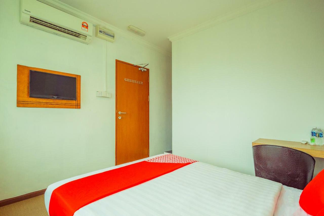 Hotel OYO 218 Storytel Kota Kinabalu Zewnętrze zdjęcie